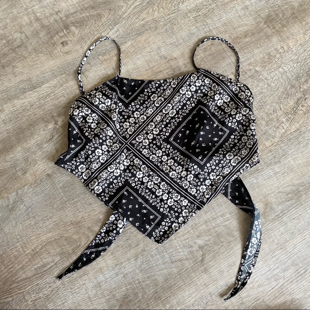 BP. bandana tie top